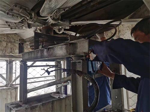 <a href=http://m.zgljsb.com/peijian/fan/ target=_blank class=infotextkey>冷卻塔風(fēng)機(jī)</a>噪聲控制方法